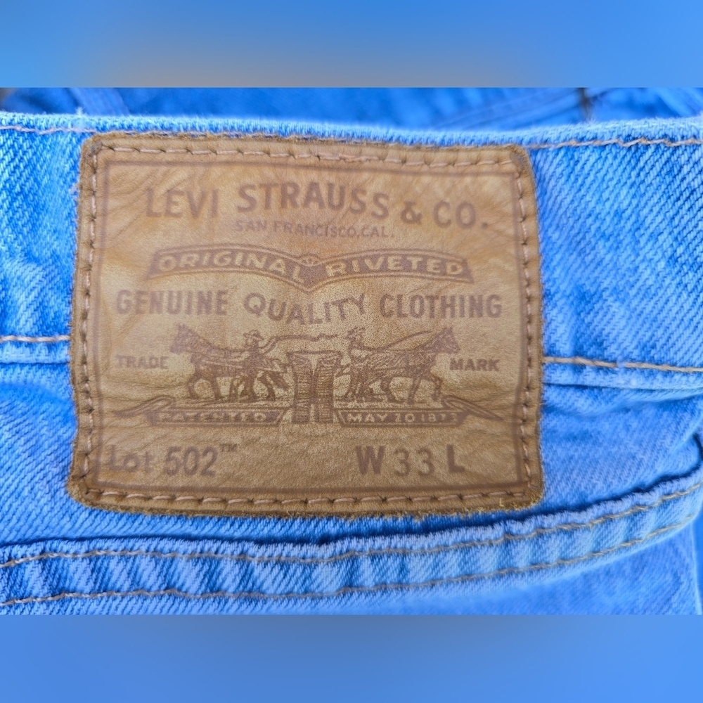 Levi's 502 Men's Blue Denim Shorts Size 33 - Picture 2 of 4